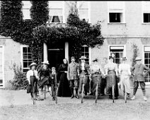 Bicycle group, Sedgeford Hall The same bicycle outing as in 9:2 Original caption: Bicycle group