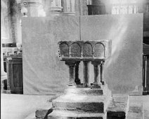 Sedgeford font Original caption: Sedgeford font