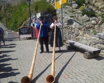 20150811_122201 We were treated to an Alpenhorn serenade on arrival at Schynige Platte